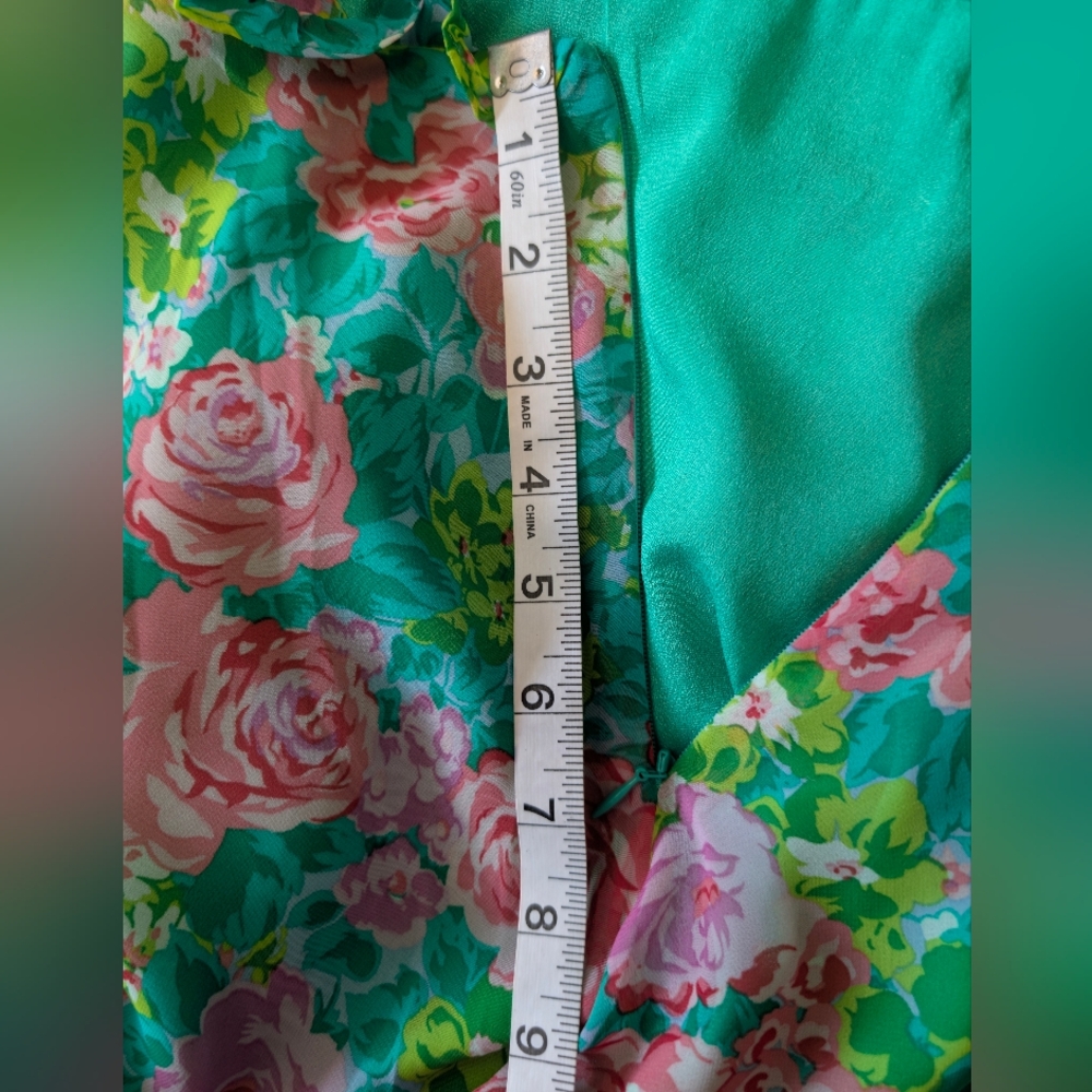 NWT ASTR The Label Esperanza Green PinkMulti Floral Dress w/V-Neck&Back Ties Med - Picture 9 of 11
